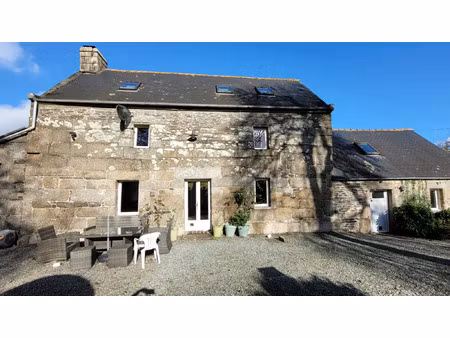 vente maison à kergrist-moëlou (22110) : à vendre / 150m² kergrist-moëlou