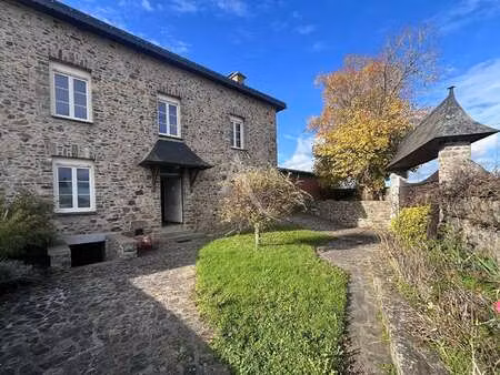 vente maison au genest-saint-isle (53940) : à vendre / 150m² le genest-saint-isle