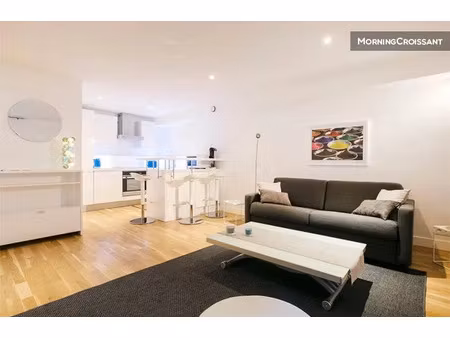 location meublée appartement 2 pièces 45 m² à paris 1er (75001)  2 940 €