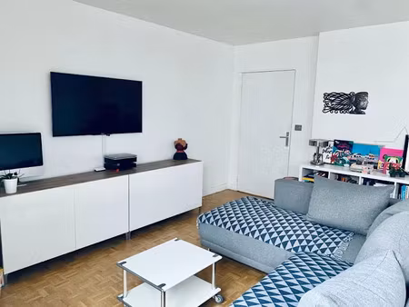 location meublée appartement 2 pièces 54 m² à paris 19ème (75019)  1 504 €