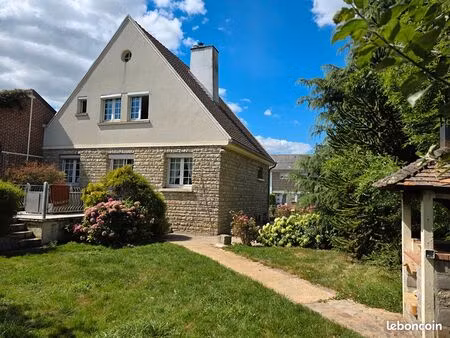 maison 6 pièces 153 m²