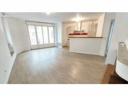 appartement 3 pièces 60 m²