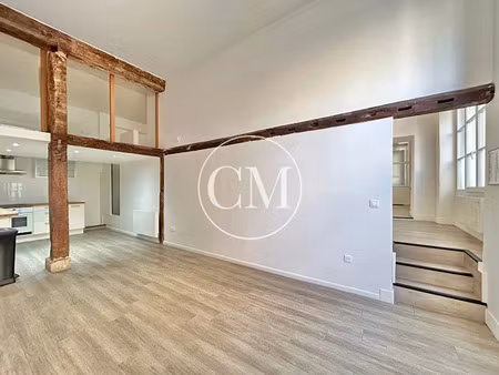 location locaux professionnels 7 pièces 136.6 m² à versailles (78000)  3 910 €