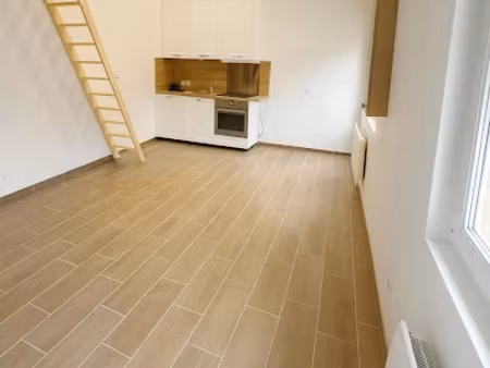location maison 2 pièces 35 m² à jouy-sur-morin (77320)  750 €