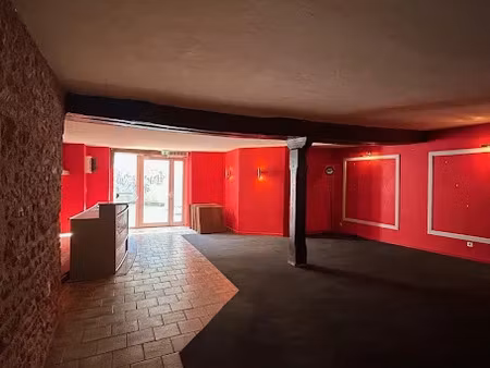 location locaux professionnels 0 pièces 350 m² à chaumont (52000)  850 €