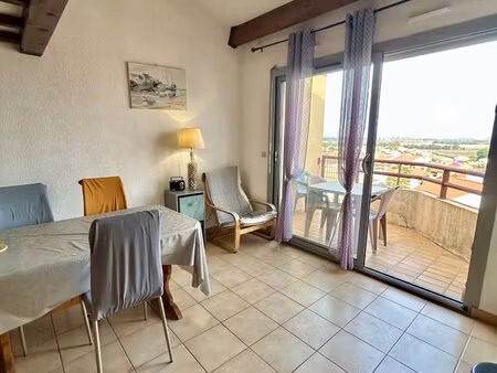 t1 avec terrasse et vue panoramique