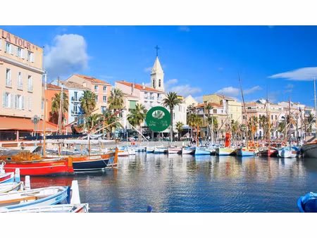 sanary centre ville.... immeuble 240 m2 1 648 000 euros