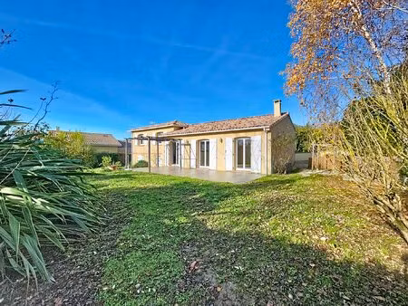 villa dans secteur residentiel