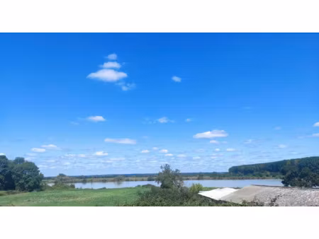 vente terrain a batir pellerin 878m2