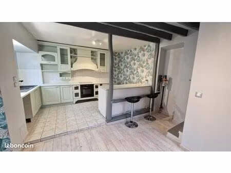 maison 4 pièces 140 m²