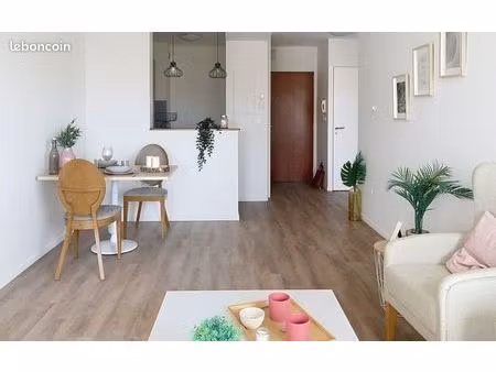 avignon - très beau 1 pièce meublé tout confort dans une résidence services seniors