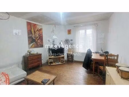 1h15 de paris  sans vis-à-vis  proche des commerces