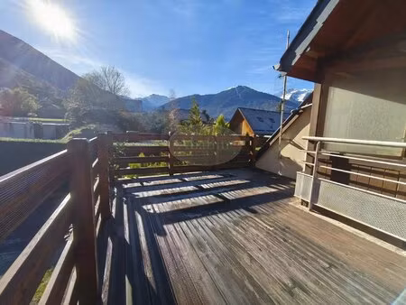 charmante maison  garage et parkings