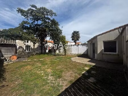 bourcefranc  maison ancienne avec dépendance habitable  soit 178m² habitable