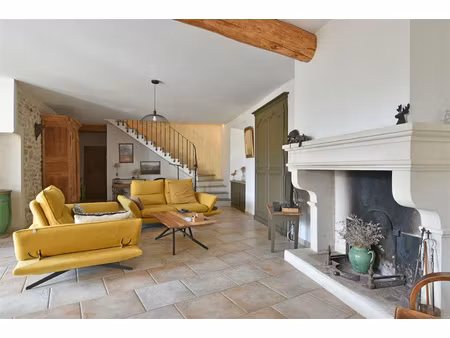 belle et spacieuse maison de village p5 d'env. 165m2 avec co