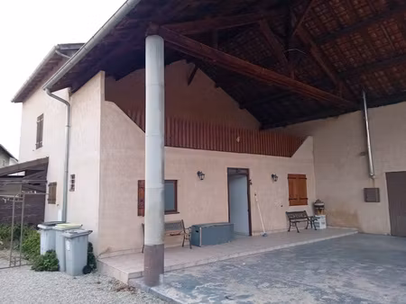 charmante maison de village à rénover - 108 m2 sur colombier