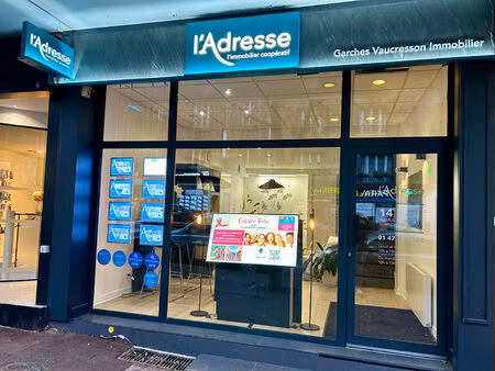 vente maison 7 pièces  185.00m²  garches