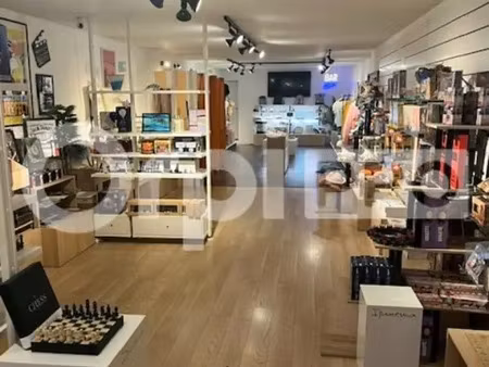 local commercial a ceder