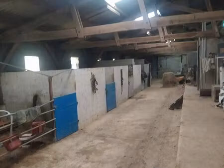 hangar sur plus de 26hectares