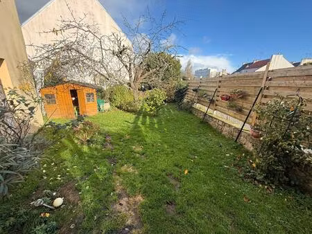 lorient. une belle opportunité avec 6 chambres