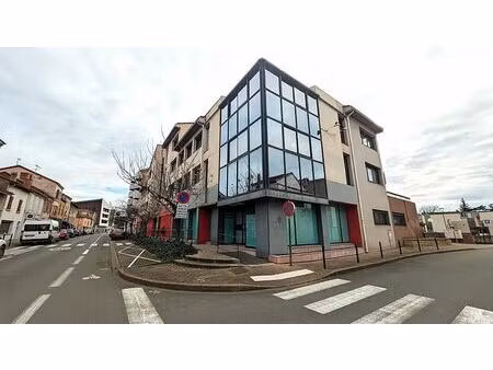 vente bureau roanne 2 151 m²