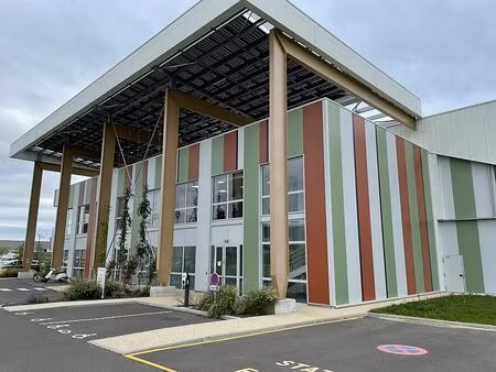 vente entrepôt / local d'activités verrieres en anjou 14 358 m²