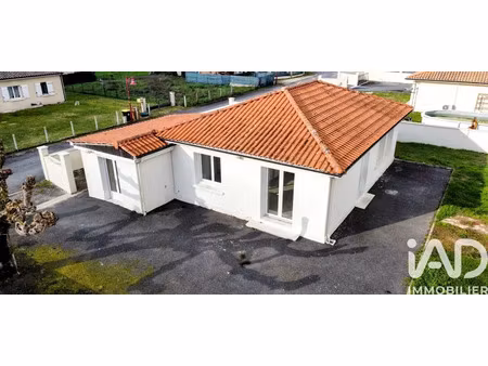 vente maison 4 pièces 81 m² à camps-sur-l'isle (33660)  149 000 €