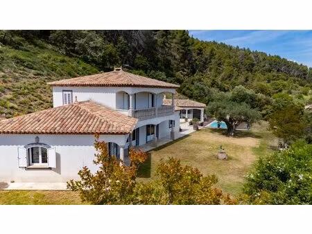 propriete neo provencale - 6 pieces - 190 m2 - la motte