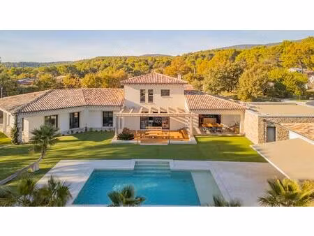 propriété d'exception villa contemporaine - 7 pieces - flayosc