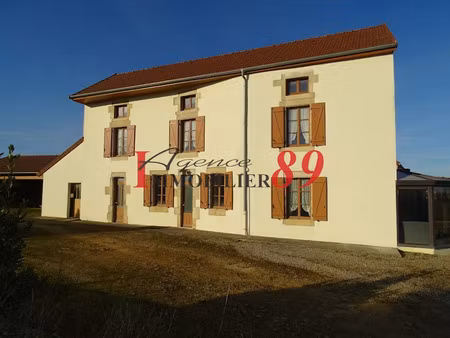 vente maison 6 pièces 133 m² à etrochey (21400)  181 000 €