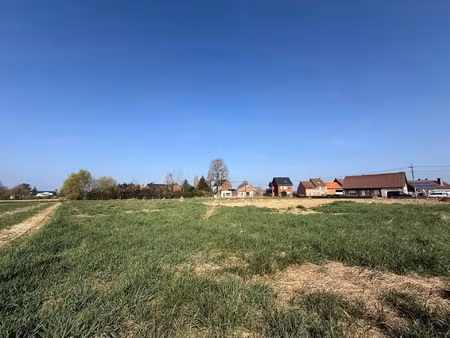 bouwgrond voor open bebouwing op perceel van 11a38