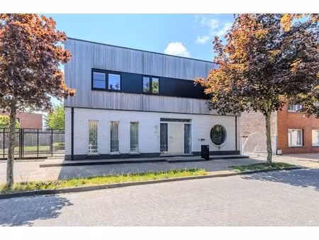 instapklare woning met loods en vakantiewoning