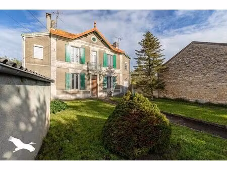 vente maison 5 pièces 105 m² angoulême (16000)