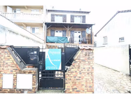 vente maison 11 pièces  237.00m²  romainville