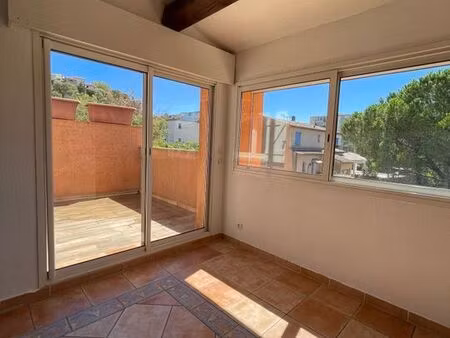 location appartement 3 pièces 45 m² à saint-raphaël (24160)