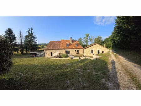 vente maison 4 pièces 138 m² saint-pierre-de-chignac (24330)