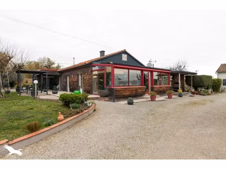 vente maison 4 pièces 121 m² à le montat (46090)  300 000 €