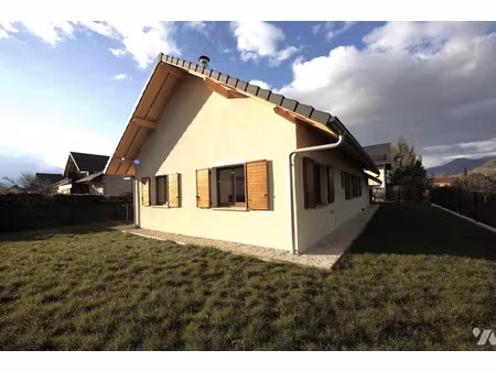 vente maison 4 pièces 106 m² à francin (73800)  400 000 €