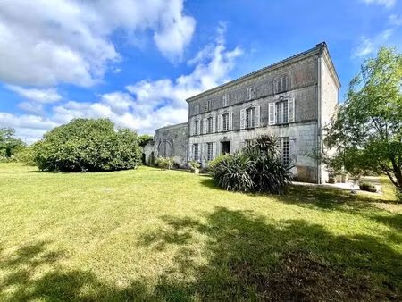 maison bourgeoise à rénover - saint sever de saintonge