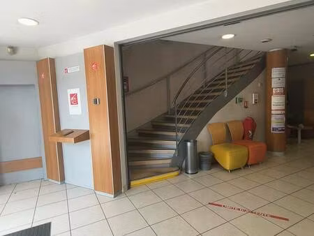 local commercial à louer