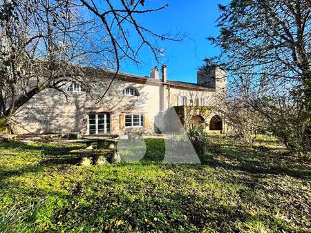 maison lamagdelaine 10 pièce(s) 262.19 m2