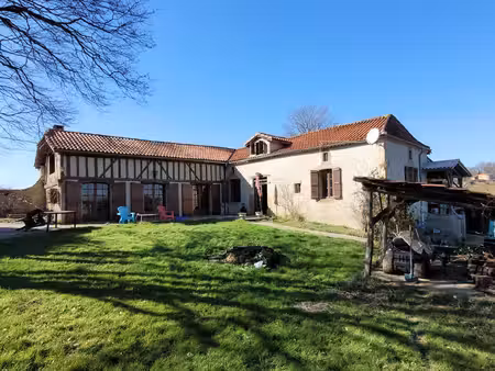proche de marciac  charmante maison de campagne à vendre