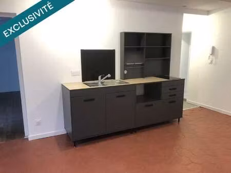vente immeuble à durtal (49430) : à vendre / 264m² durtal