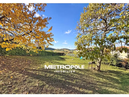 appartement t2 avec jardin de 400 m2 et studio indépendant l