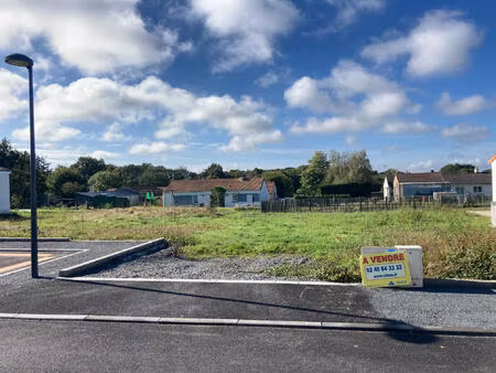 vente terrain 334 m² corcoué-sur-logne (44650)