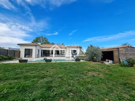 maison de luxe à vendre à baron