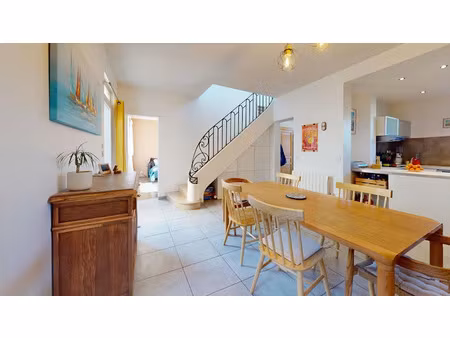 vente maison 5 pièces 129 m² à begles (33130)  447 000 €