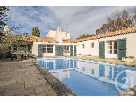 vente maison 8 pièces 265.9 m² à fouras (17450)  599 000 €