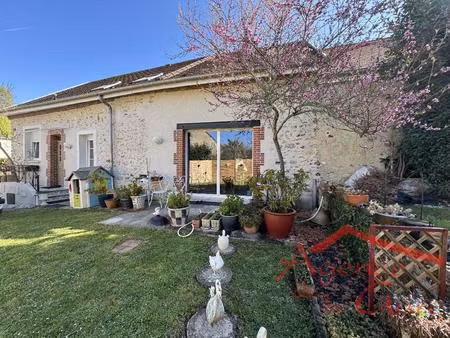 location maison 6 pièces 116 m² à sézanne (51120)