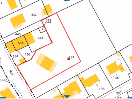 exclusivite auterive : grange à rénover sur terrain de 1800m2 environ.